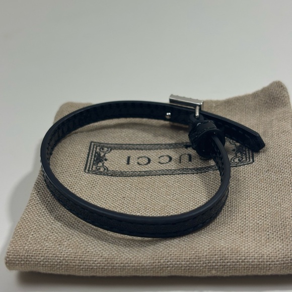 Gucci Leather Crystal Square G Bracelet - Picture 3 of 8